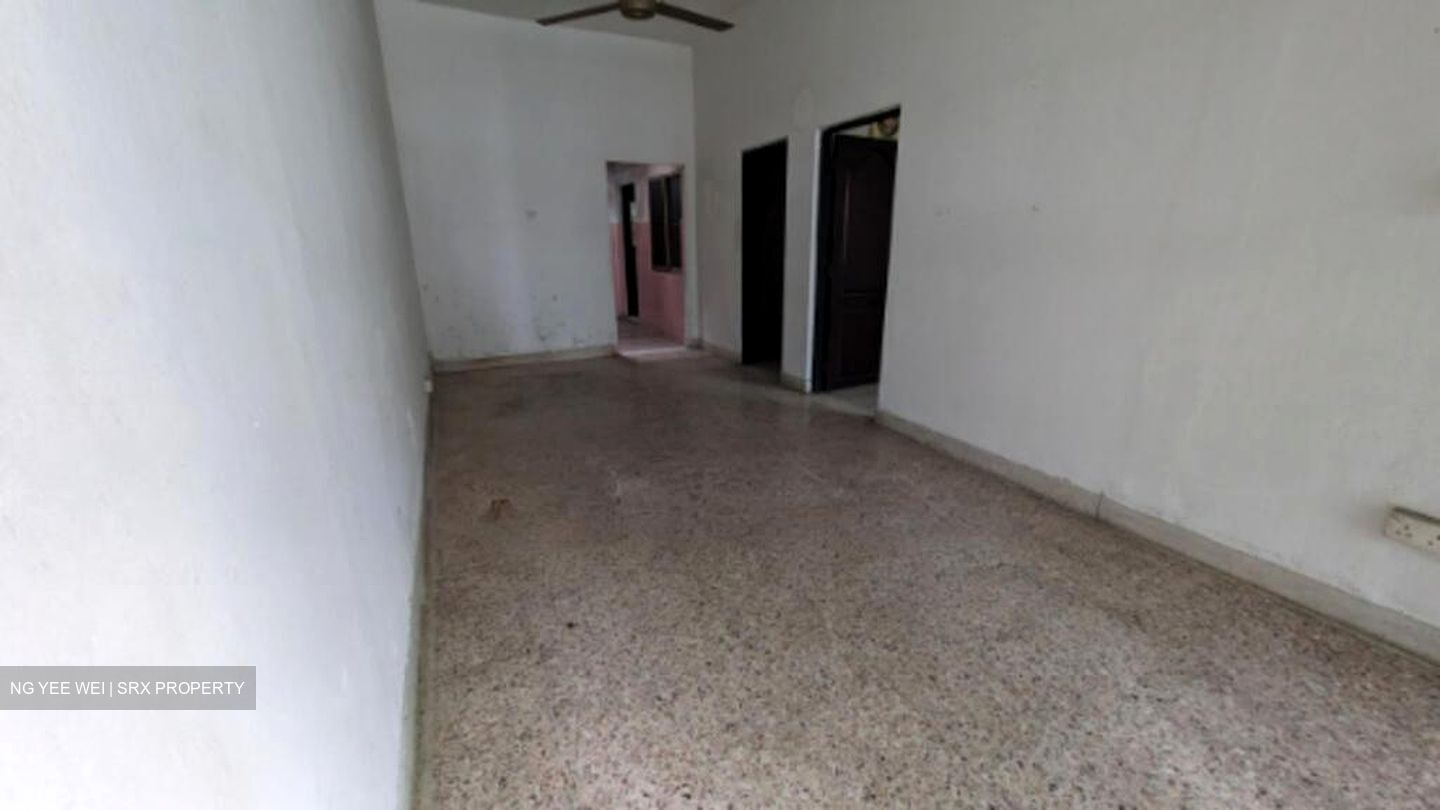 Sembawang Hills Estate (D20), Terrace #546679371